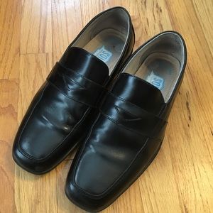 Boys Florsheim Black dress shoe
